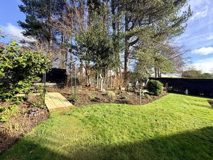 Photo 30- click for photo gallery